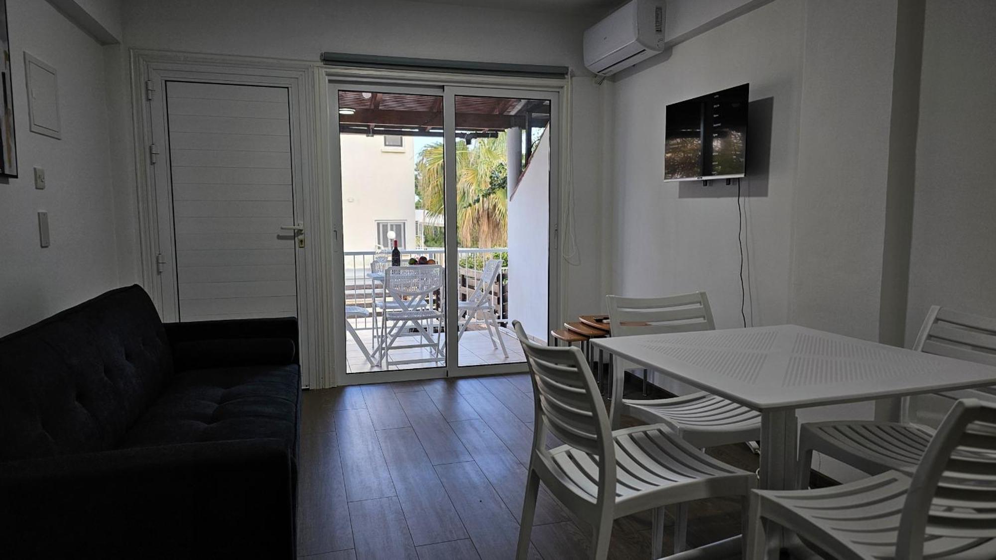 Apartment Blissful *